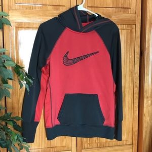 Women’s Nike Therma-Fit Hoodie